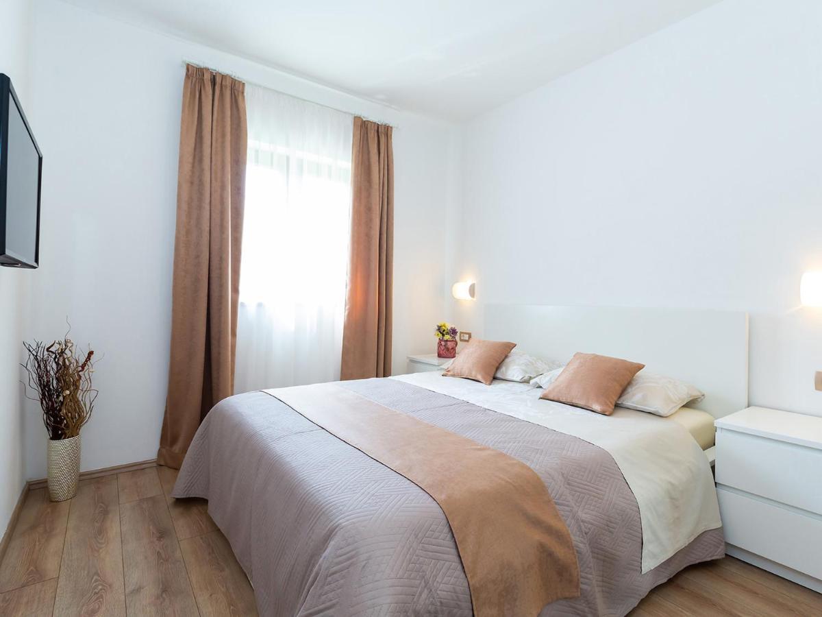 פורץ Villa Gioia Apartment With Terrace מראה חיצוני תמונה